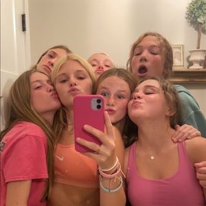 Meet your Posher, Abby